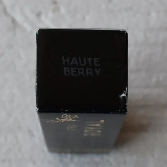 Royal Jelly Jafra Luxury Lipstick - Haute Berry - Picture 3 of 3